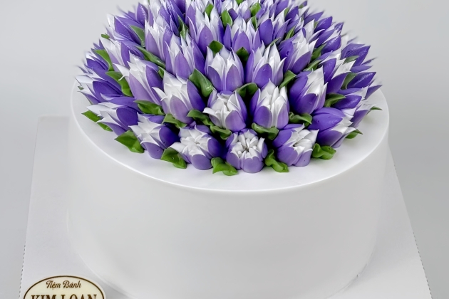 Bánh kem hoa tulip đẹp tại TP.HCM