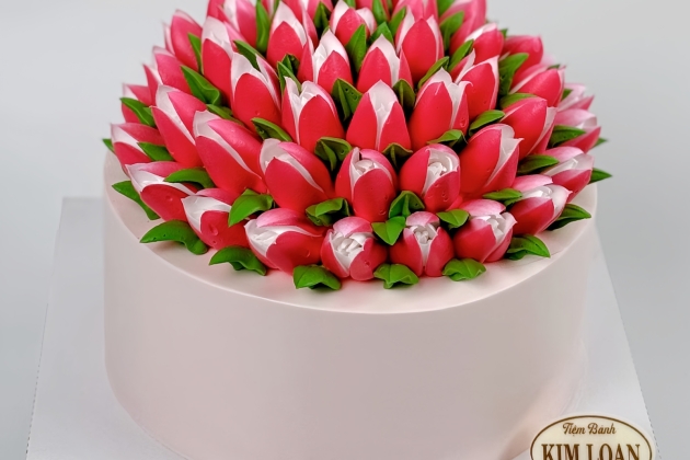 Bánh kem hoa tulip đẹp tại TP.HCM