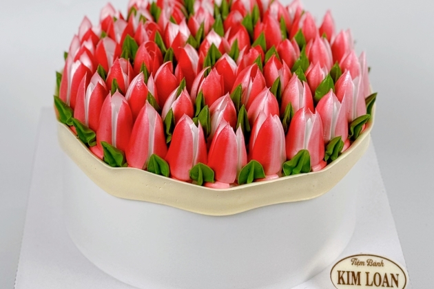 Bánh kem hoa tulip đẹp tại TP.HCM
