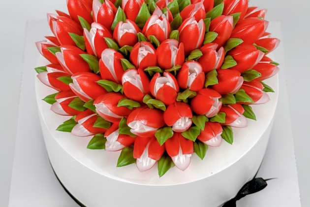 Bánh kem hoa tulip đẹp tại TP.HCM
