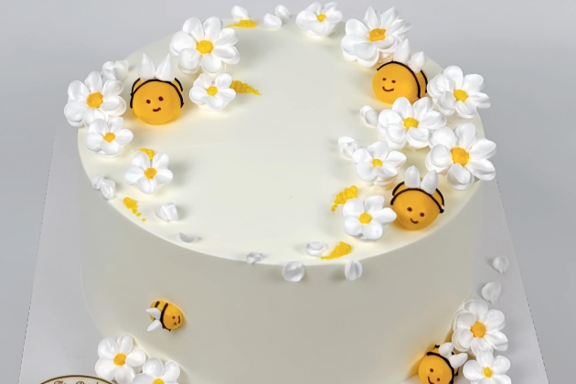 Mẫu bánh kem đẹp dành cho nữ