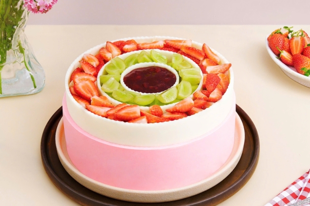 Bánh Mousse Dâu Tây