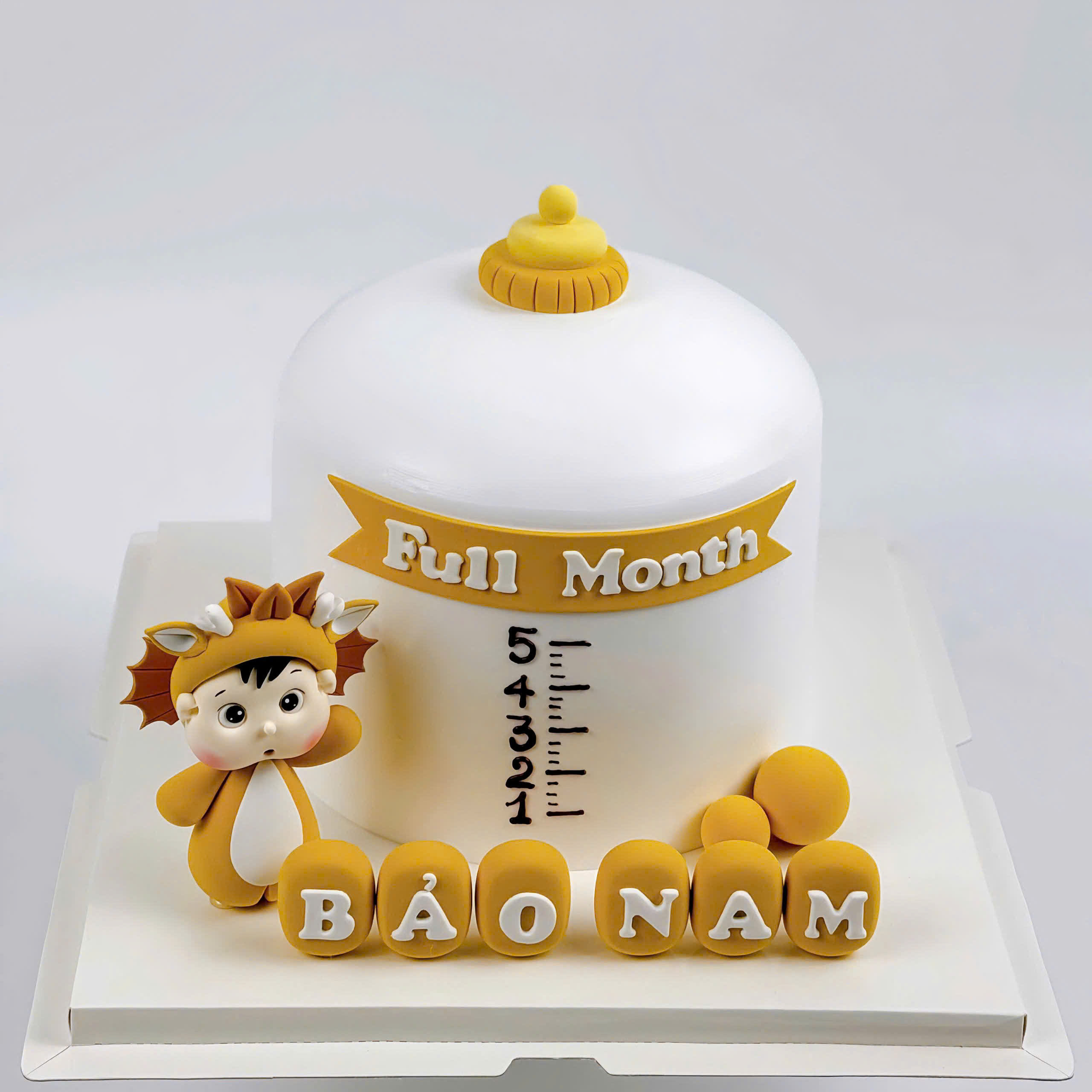 Bánh kem cho bé