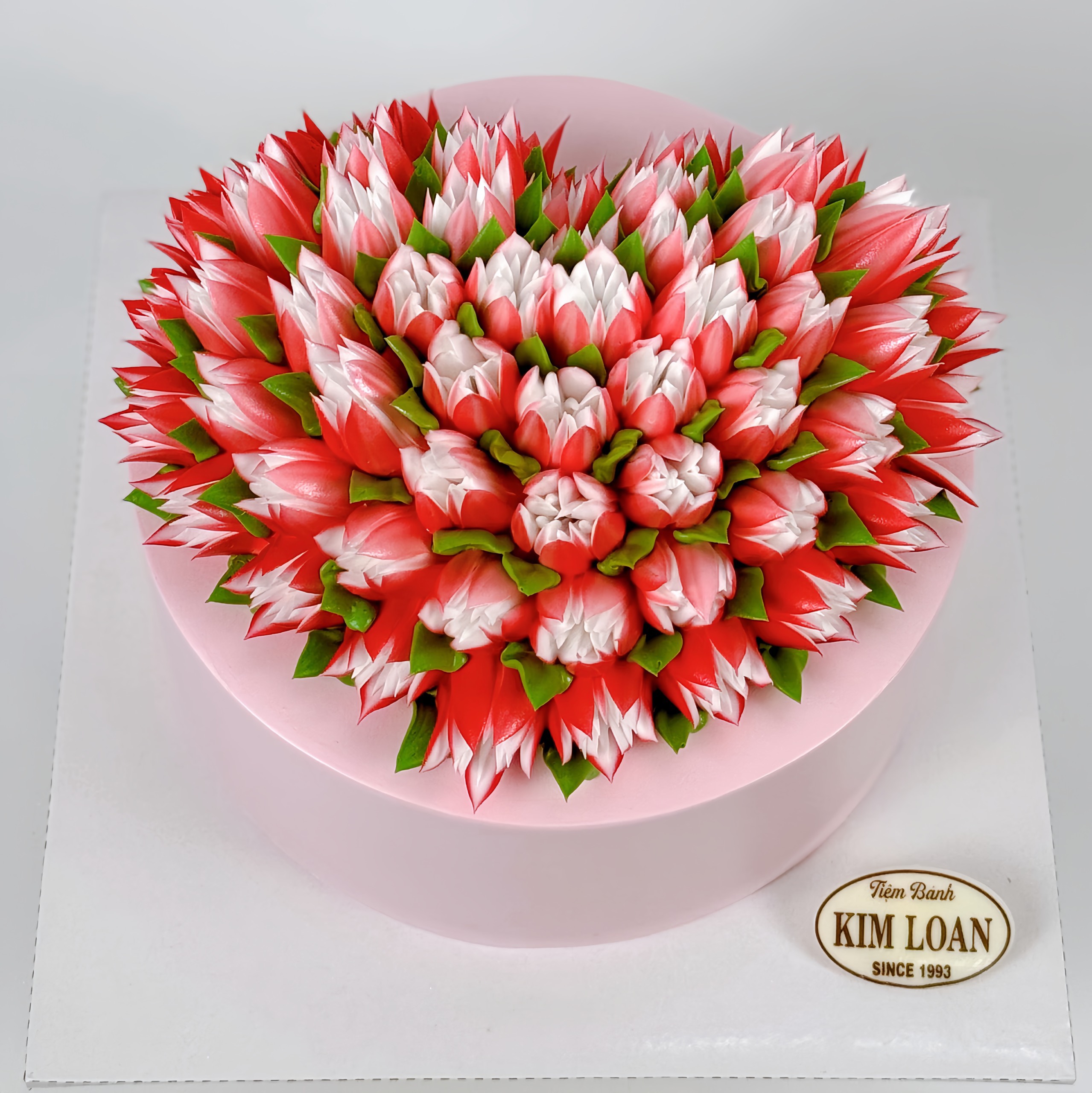 Bánh kem hoa tulip 