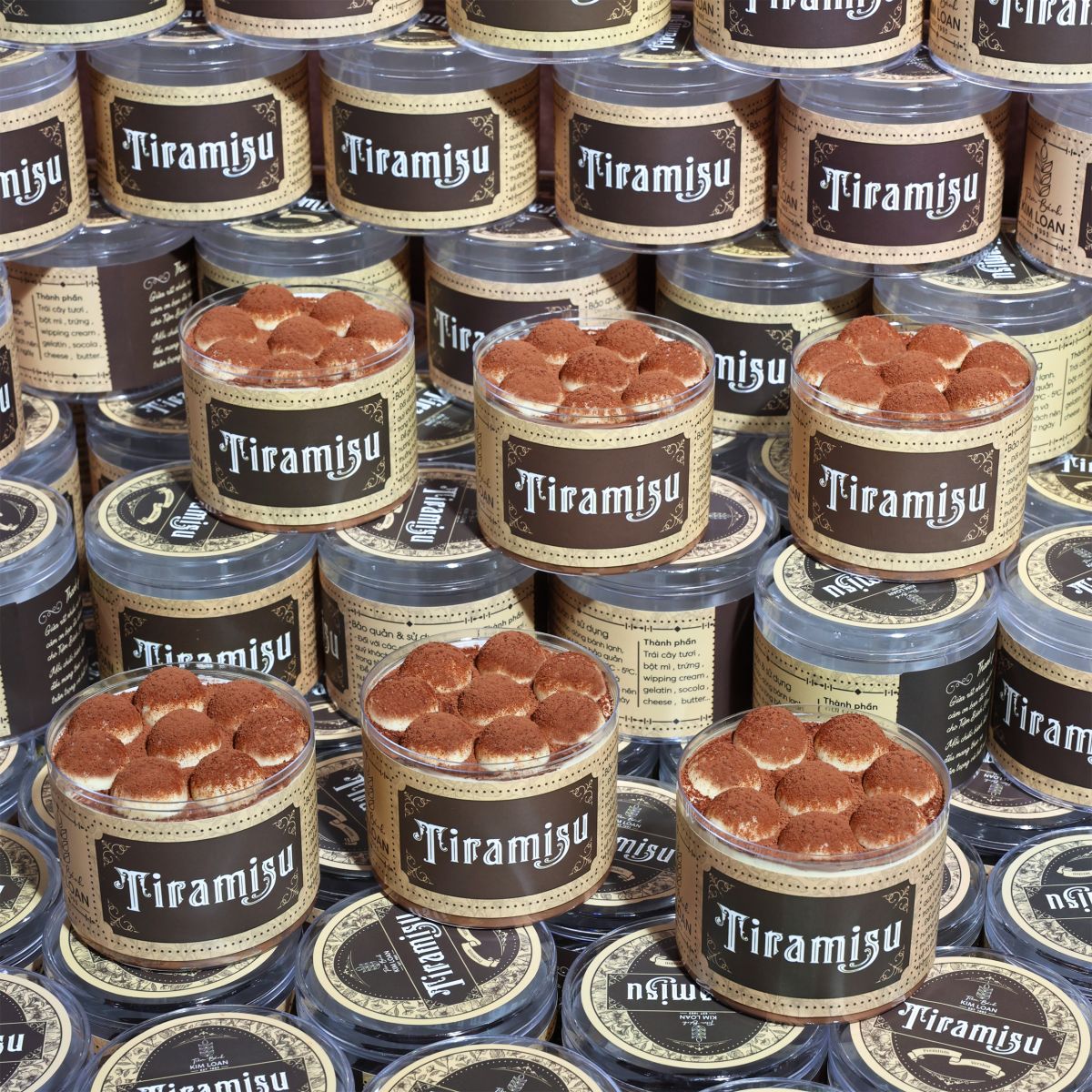 bánh hộp mini tiramisu premium cao cấp tiệm bánh kim loan