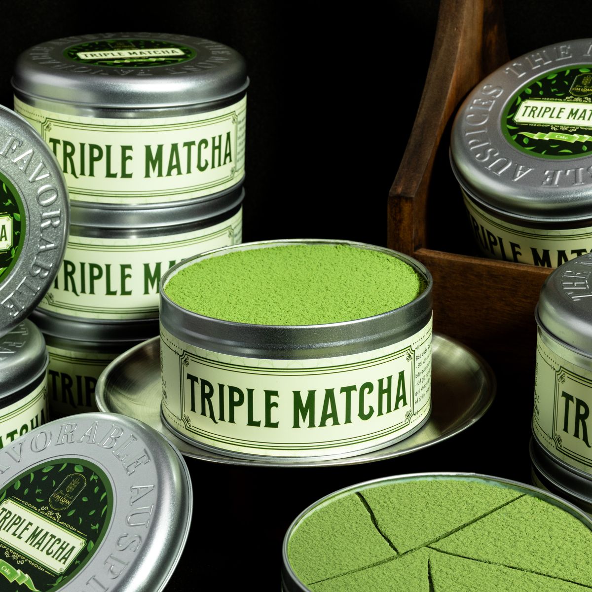 bánh hộp thiếc triple matcha trà xanh 