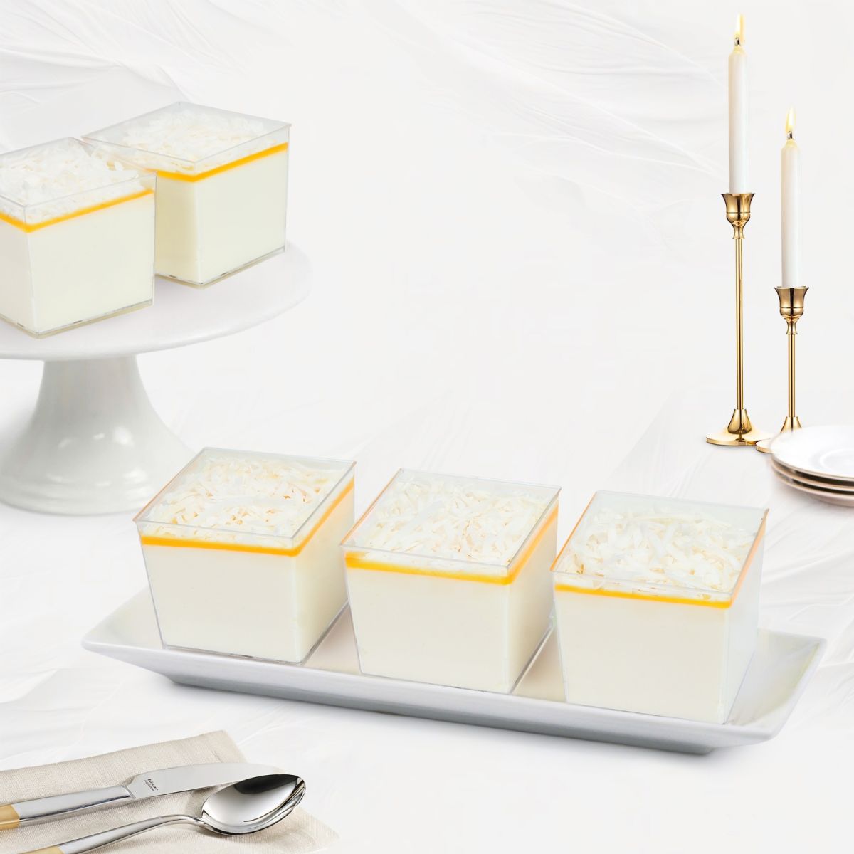 Mousse mini dạng ly tại Tiệm Bánh Kim Loan với 12 hương vị gồm dưa lưới, xoài, dâu tây, matcha, chanh dây, socola, tiramisu phô mai, bơ, bưởi hồng, việt quất, dừa dứa và táo xanh, phù hợp phục vụ Tea Break và sự kiện.