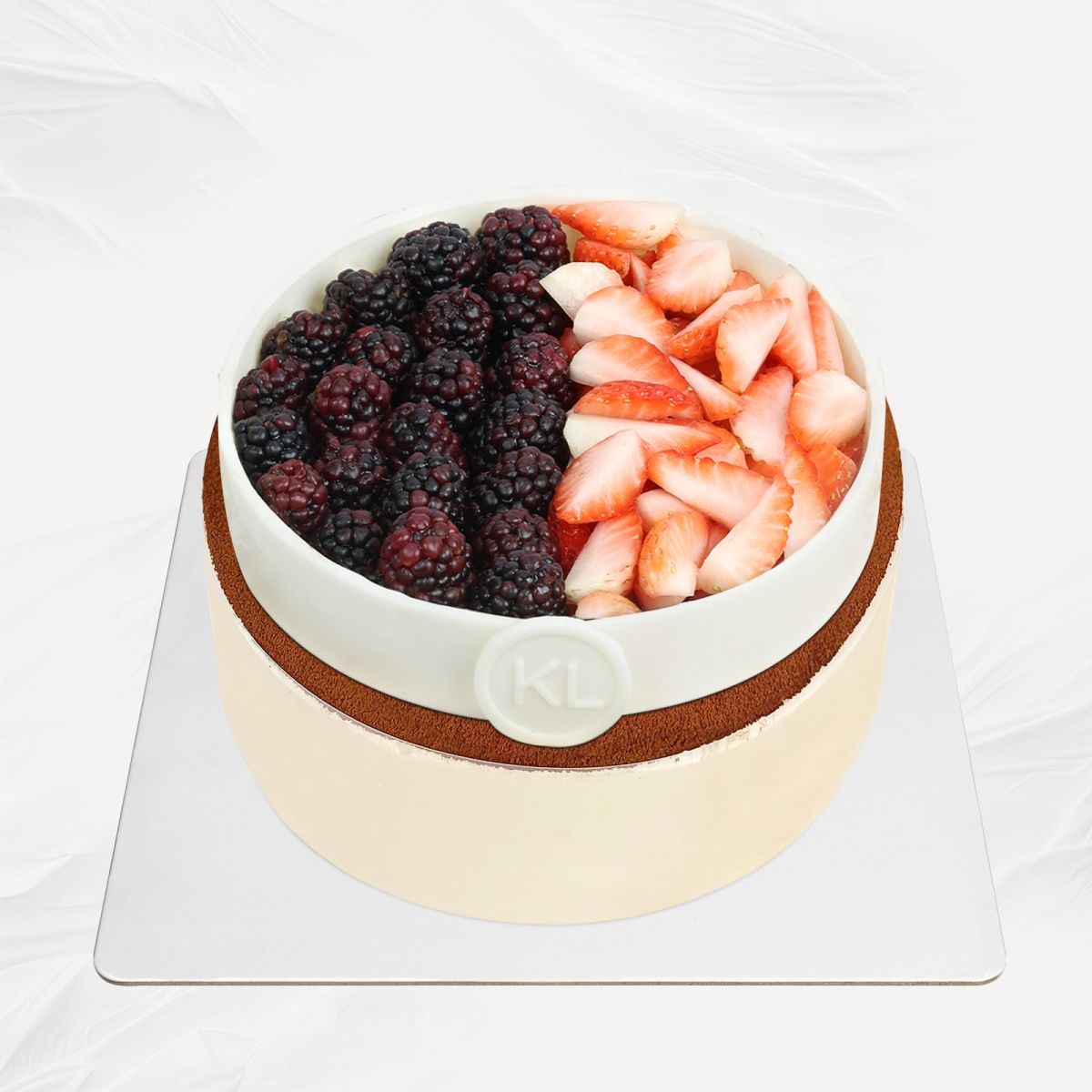 Bánh tiramisu trái cây mềm mịn ít ngọt tiệm bánh Kim Loan