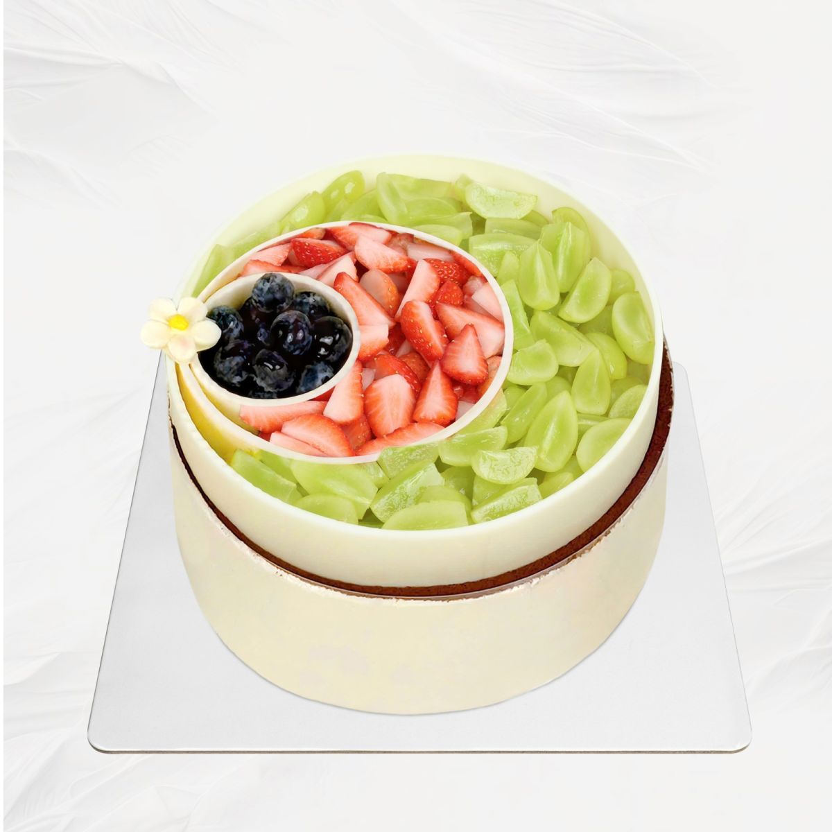 bánh tiramisu ít ngọt mềm mịn tiệm bánh kim loan