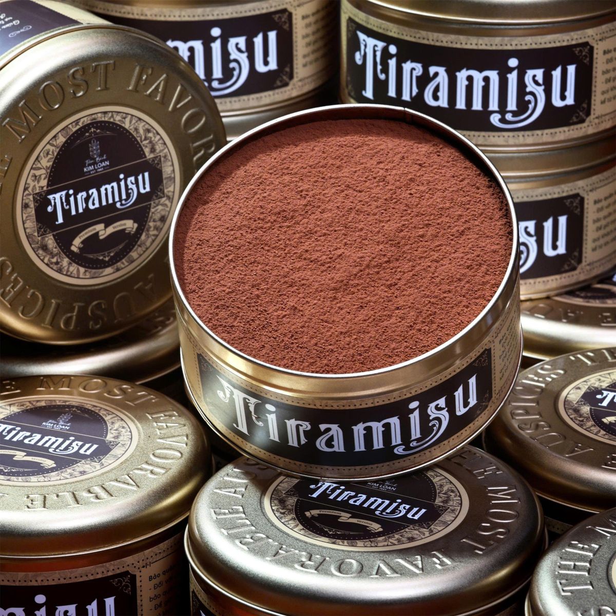 bánh tiramisu hộp thiếc cao cấp tiệm bánh kim loan