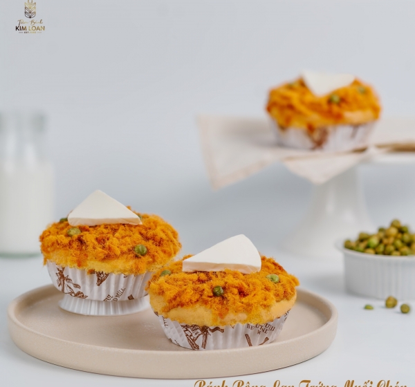 Bánh Bông Lan Trứng Muối Chén