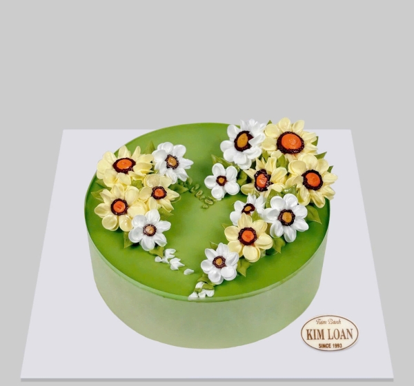 Bánh Mousse Trà Xanh | BKT 83434